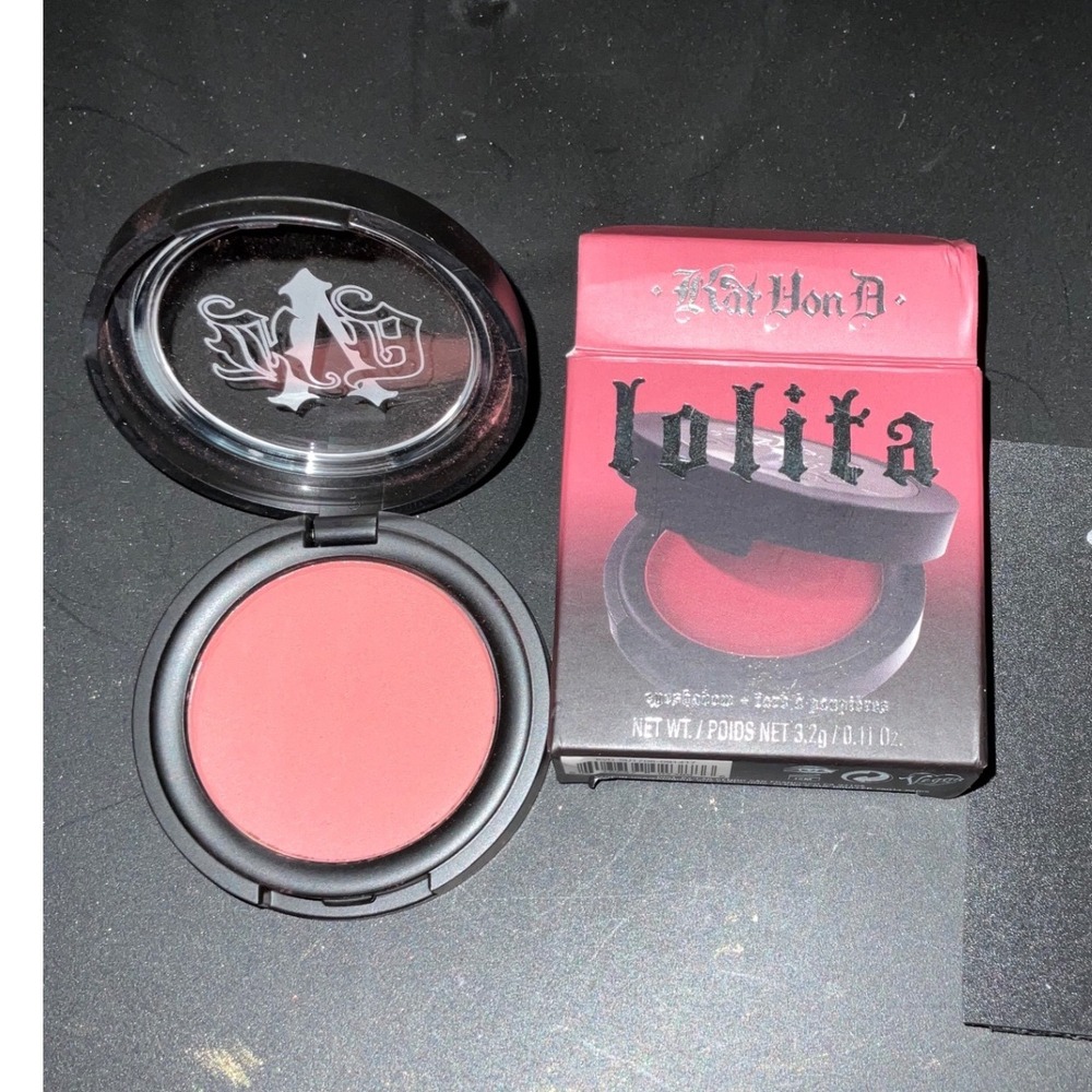 Kat Von D Lolita Eyeshadow Blush Matte Pressed Powder Vegan Makeup Compact Box